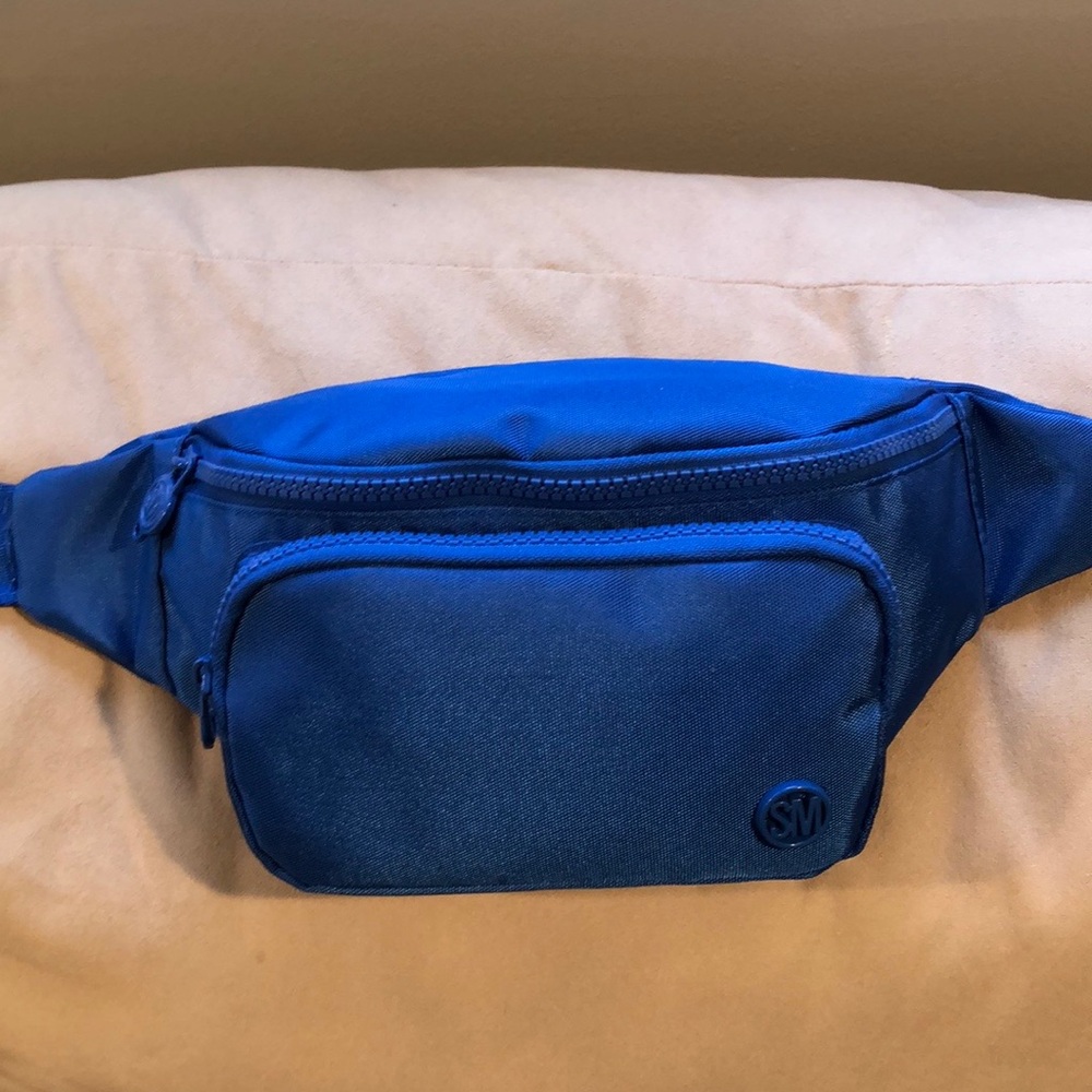 STEVE MADDEN Belt Bag - Picture 9 of 9